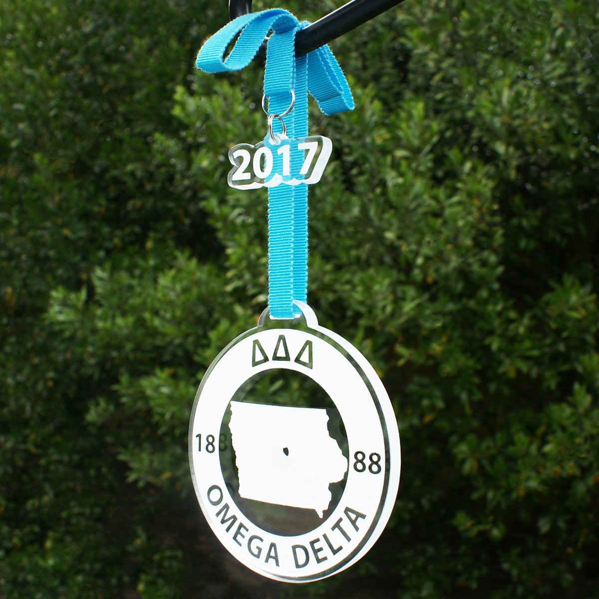 Delta Delta Delta Ornament | Brit and Bee
